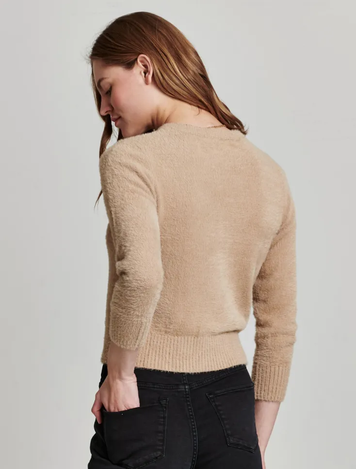 AL Fuzzy Sweater-Beige