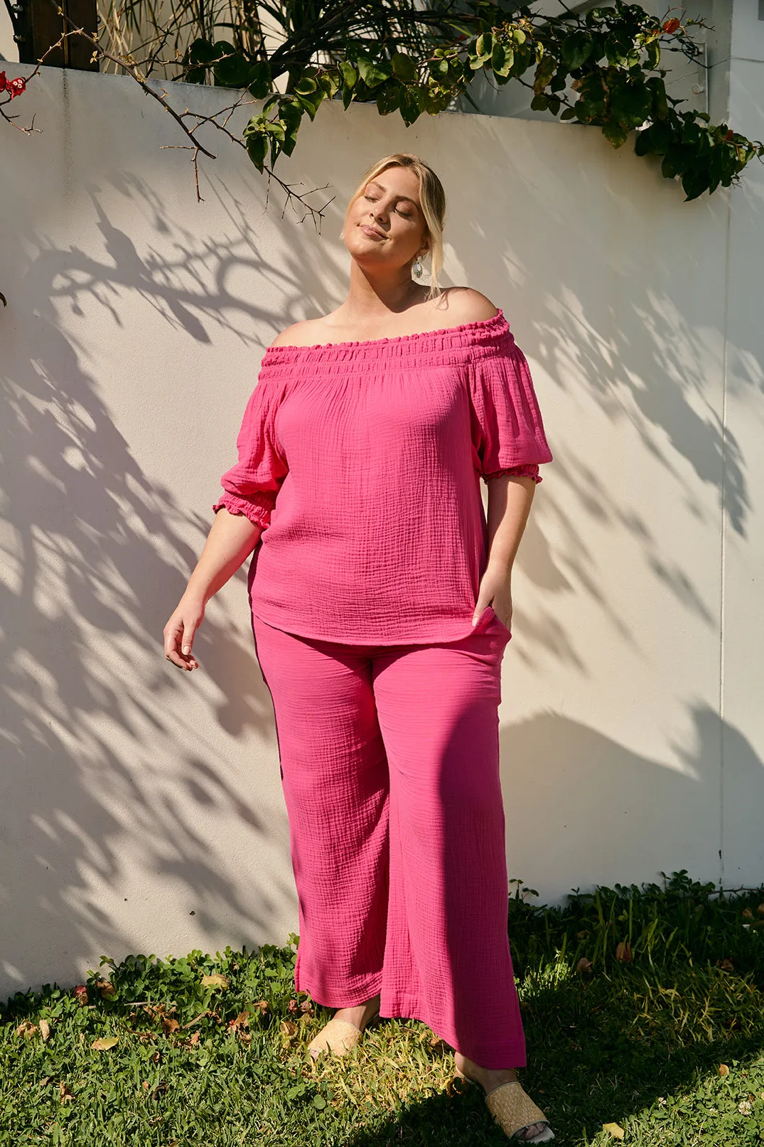 Camille Crinkle Cotton Wide Leg Pant in Pink Glo