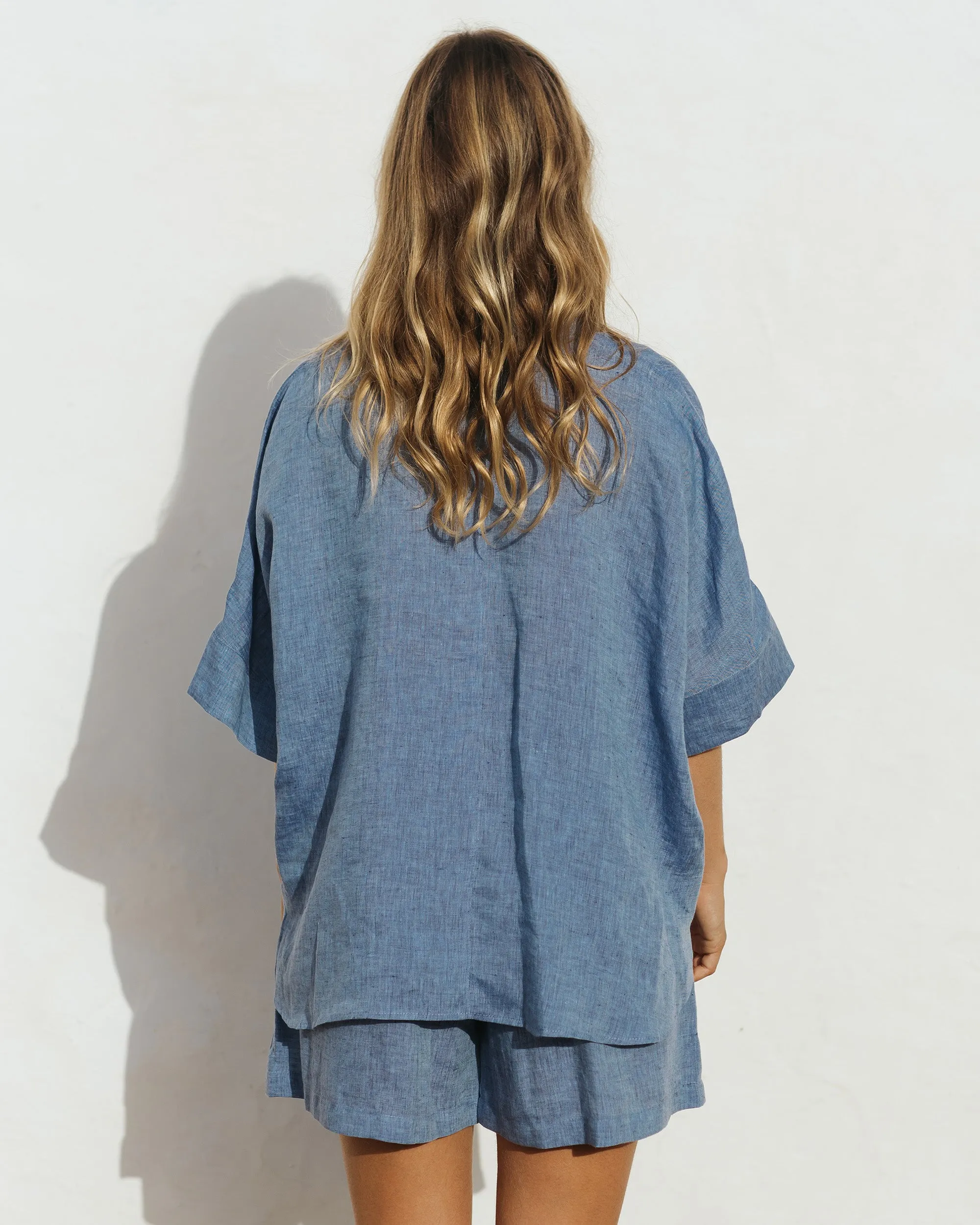 Short-sleeved linen top CABRERA in Denim chambray